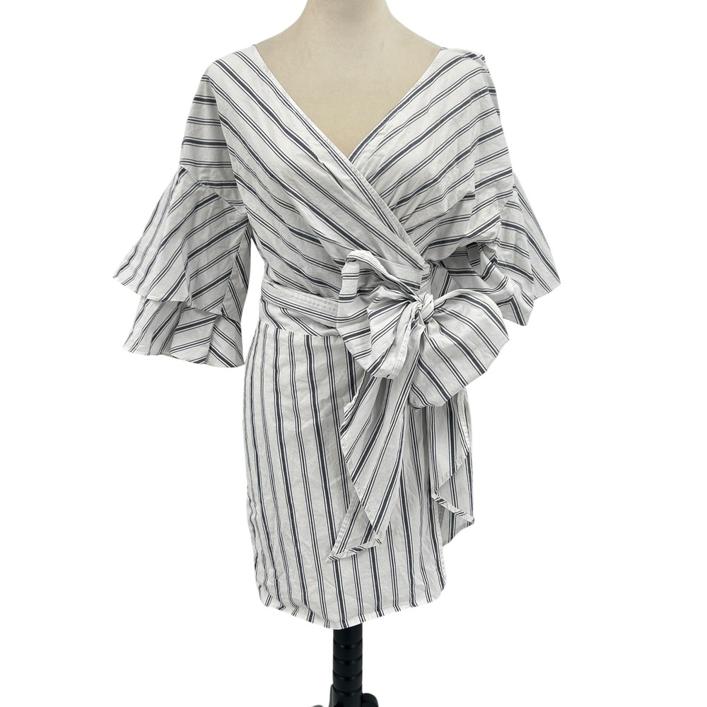 Striped Wrap Mini Dress M Bell Tie Waist White Navy Coastal Preppy Vacation